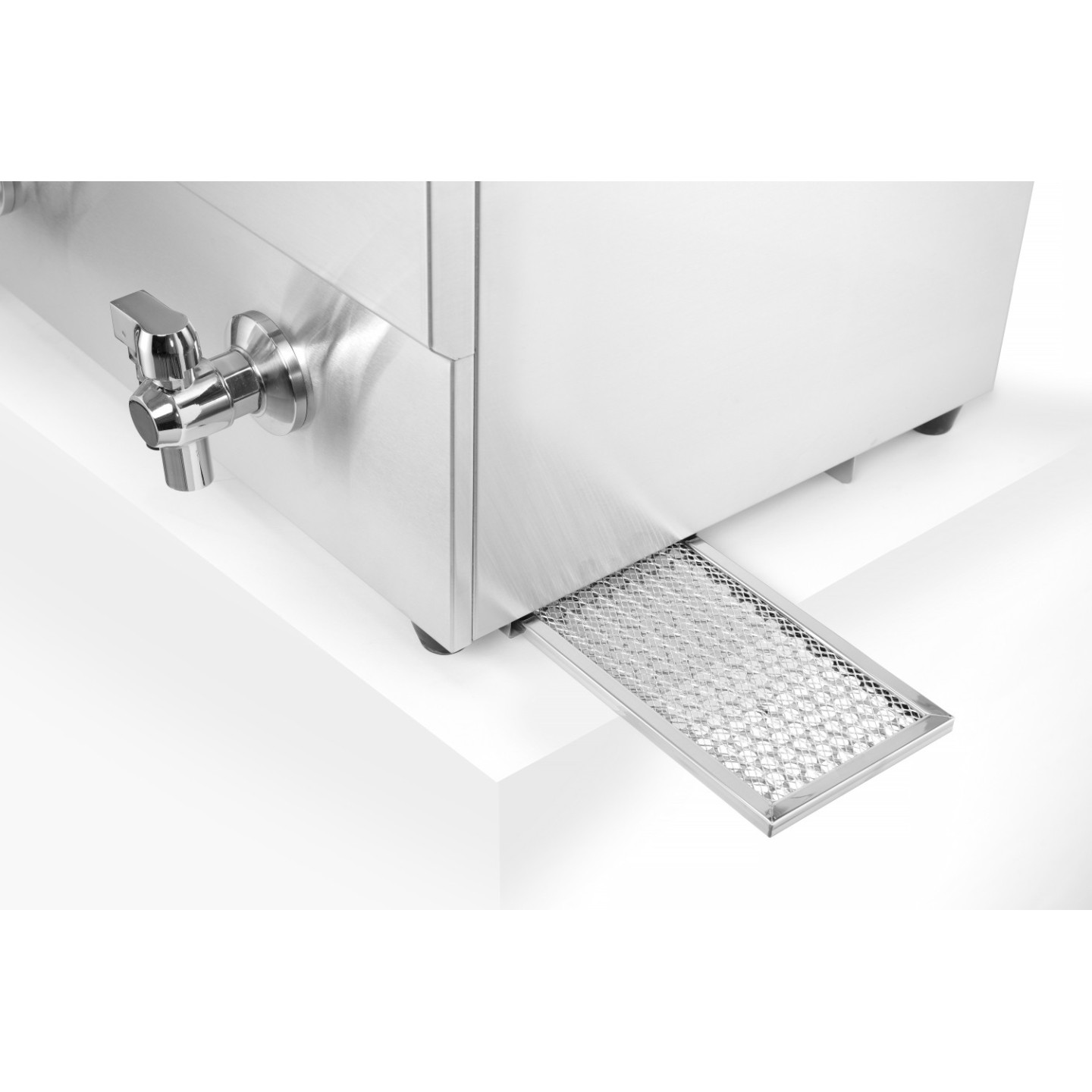 Friteuse à induction avec robinet de vidange 2x8L HENDI-mondialchr.com