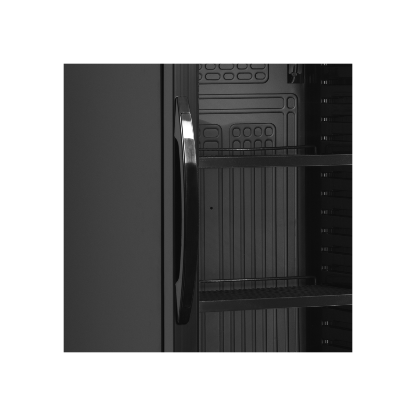 Réfrigérateur à boissons noir CEV425CP BLACK 17141 TEFCOLD-mondialchr.com