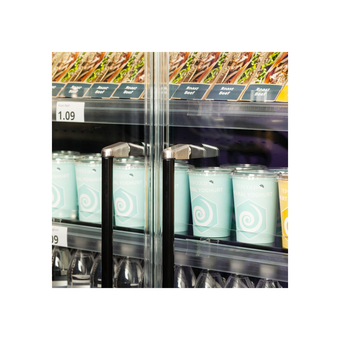 Vitrine réfrigérée pour supermarché à froid positif 1018mm Profondeur 740mm Galaxy GP10FGD Black TEFCOLD-mondialchr.com