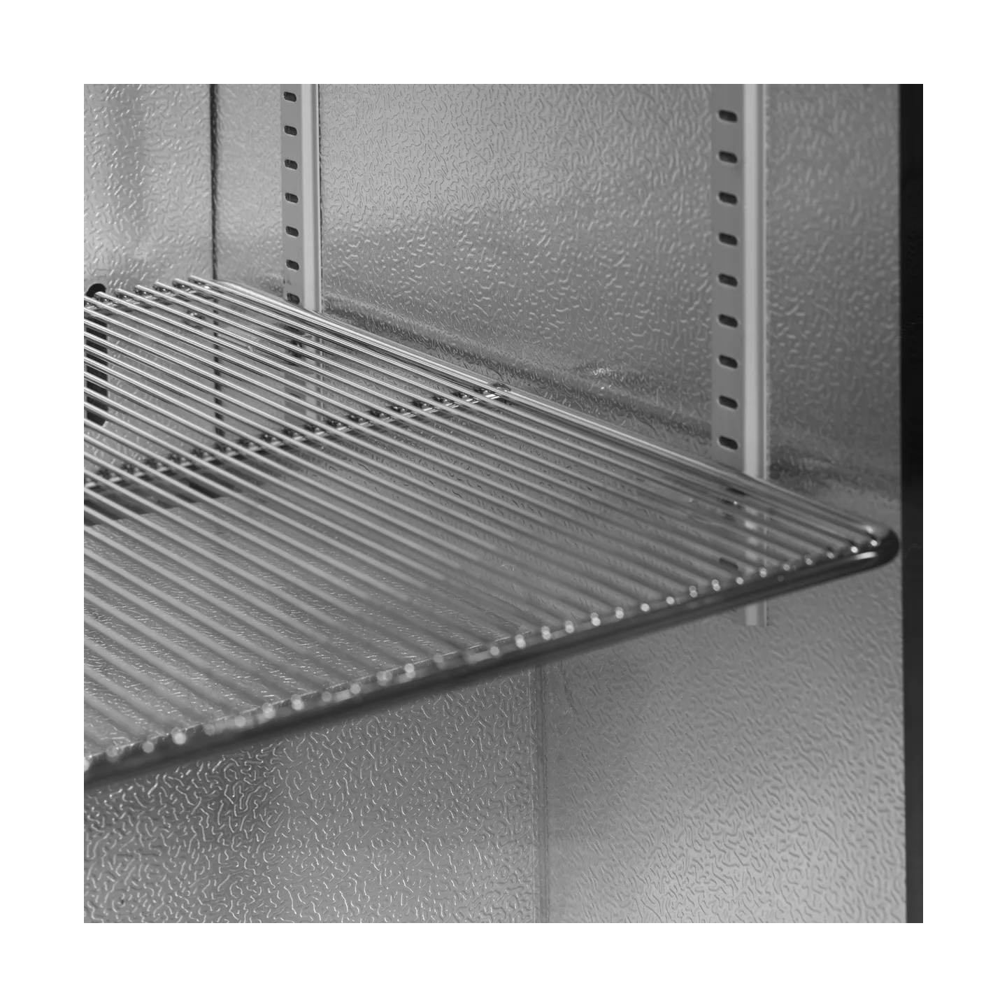 Arrière bar réfrigéré 2 portes BA21H noir 45470 TEFCOLD-mondialchr.com