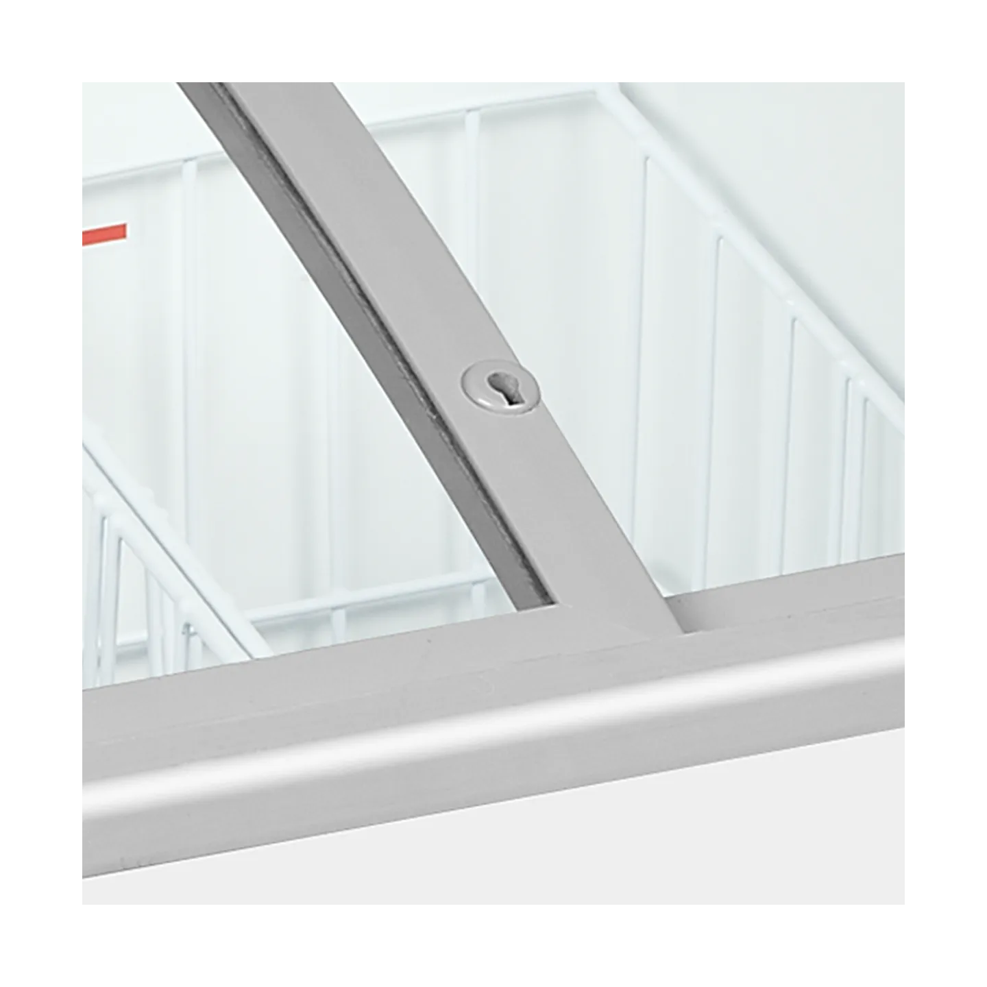 Congélateur vitré de crème glacée IC101SCEB LED (100 / 85) blanc 49261 TEFCOLD-mondialchr.com