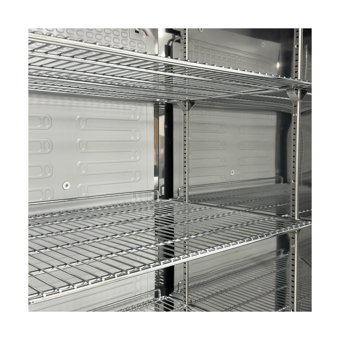 Congélateur de stockageGN2/1 UF600SS (620 / 518 L) Inox 53540 TEFCOLD-mondialchr.com