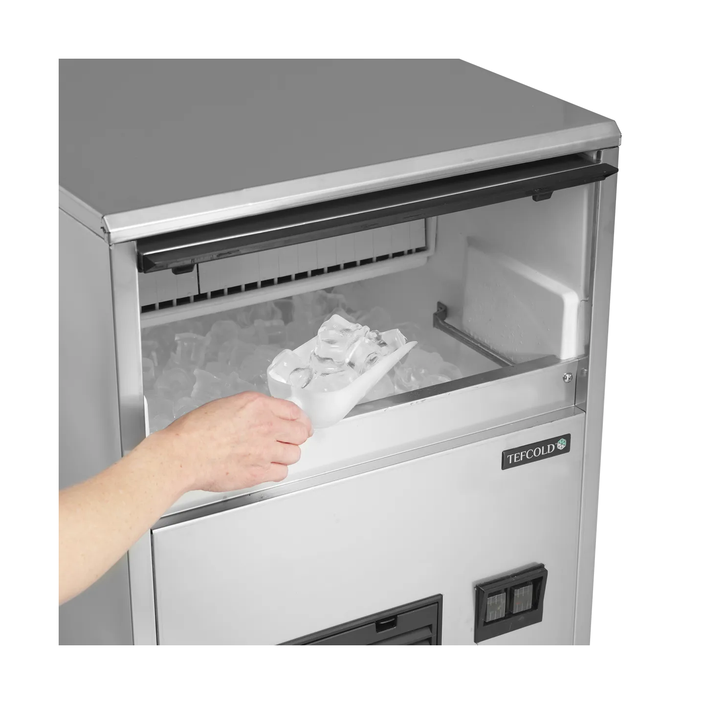 Machine à glaçons TC85 Inox 43621 TEFCOLD-mondialchr.com