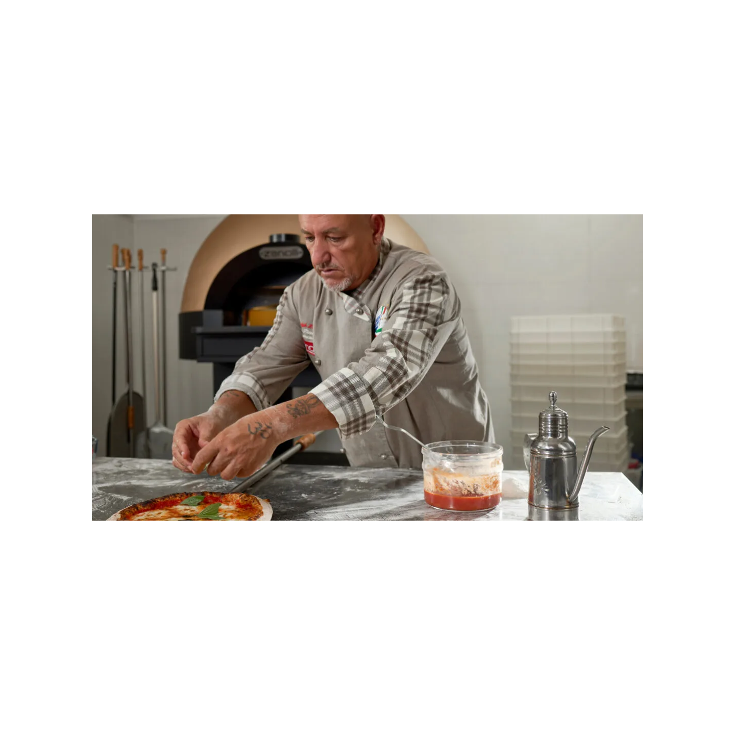 Four électrique napolitain à sole fixe 9 pizzas AVGVSTO Zanolli-mondialchr.com