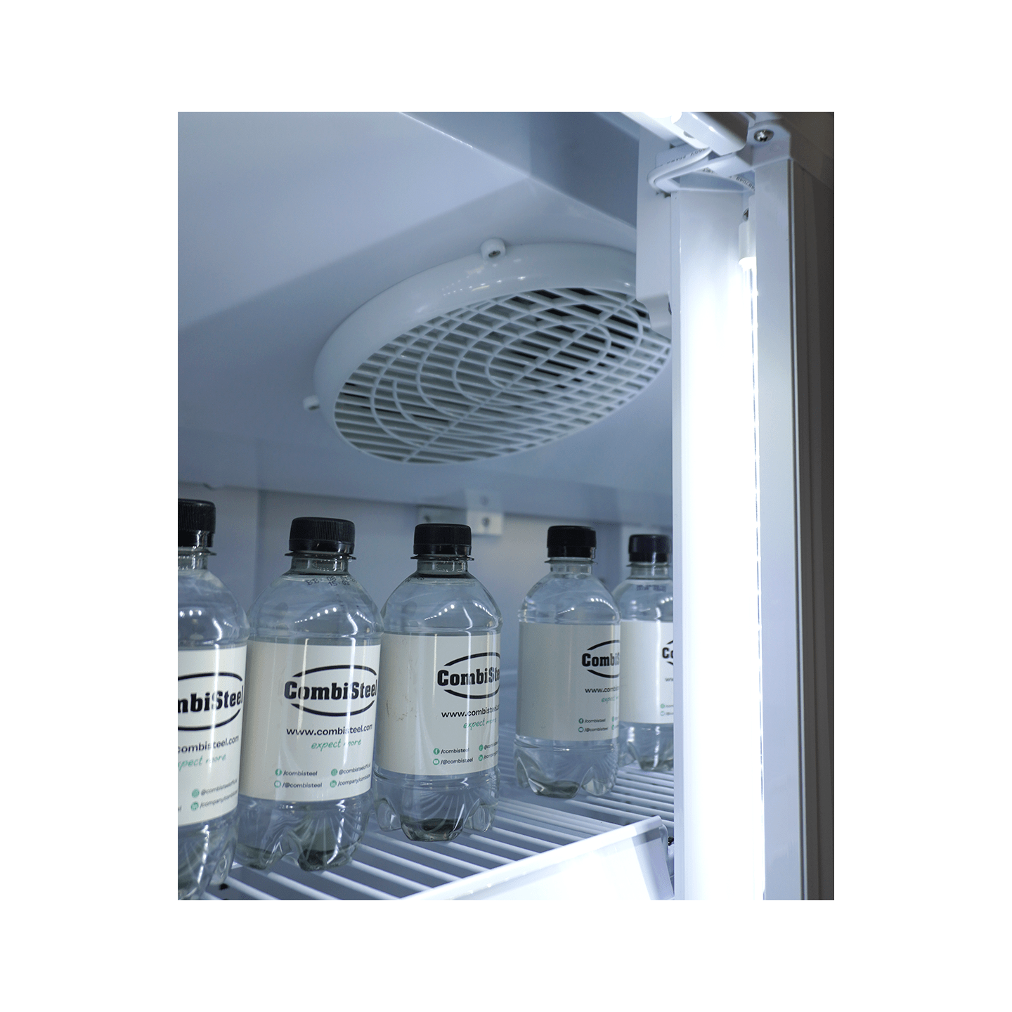 Réfrigérateur 3 portes en verre Combisteel 7455.2205 - mondialchr.com