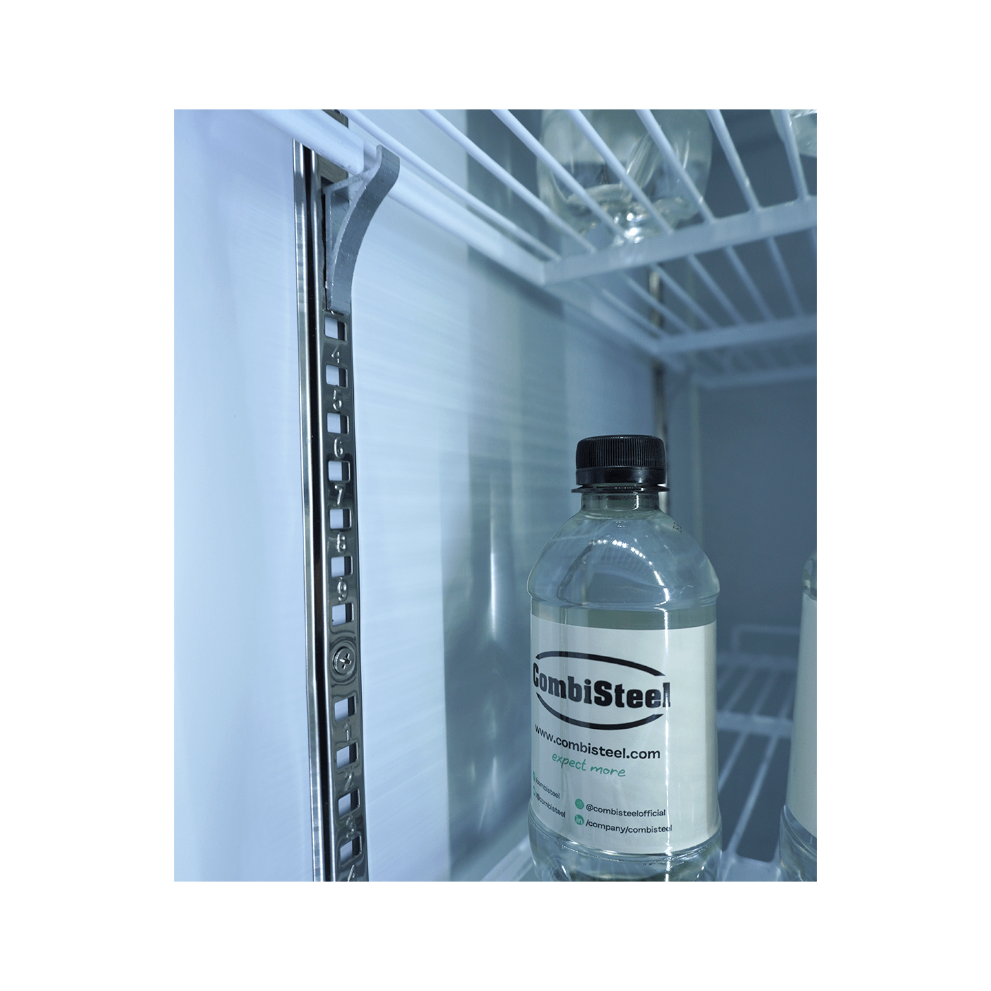 Réfrigérateur 3 portes en verre Combisteel 7455.2205 - mondialchr.com