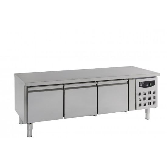 Table réfrigérée 3 portes 650 haute Combisteel 7450.0760–mondialchr.com