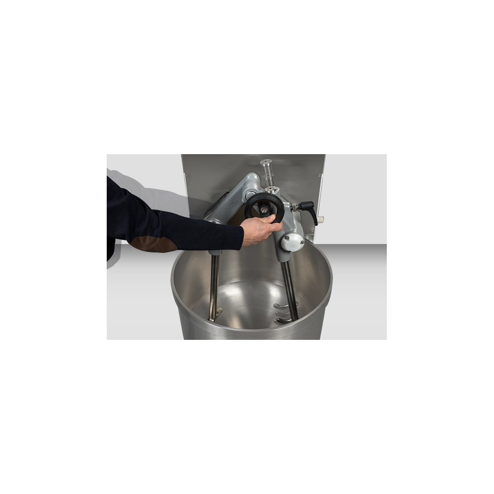 Pétrin à bras plongeants 40Kg de pâtes 400V vitesse variable Mecnosud-mondialchr.com