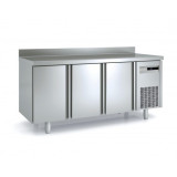 Meuble 700 GN1/1 positif 3 portes pleines sans évier Coreco-mondialchr.com