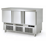 Meuble Gastro 700 GN1/1 positif 3 portes pleines MFC Coreco-mondialchr.com