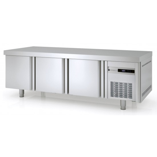 Soubassement réfrigéré Positif 1795mm 3 portes GN1/1 Coreco-mondialchr.com