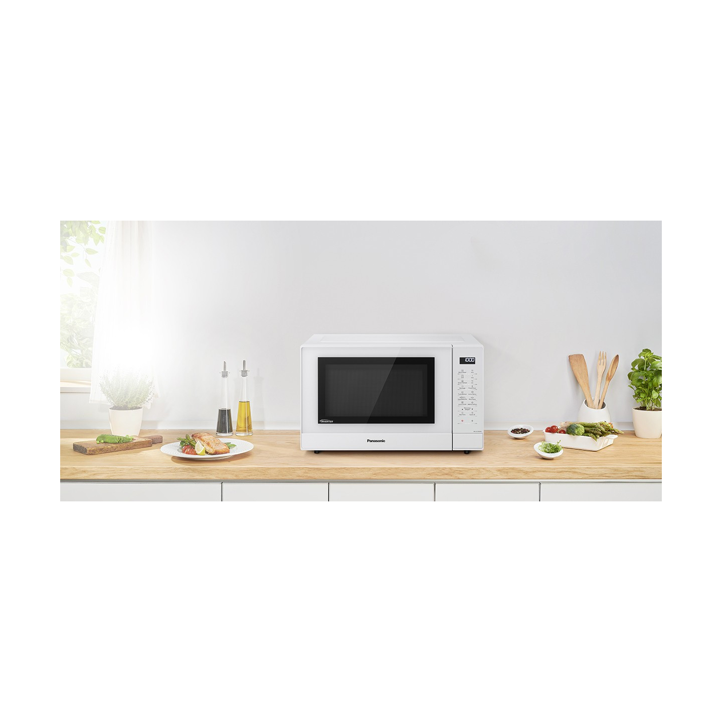 Four combiné micro-ondes grill 31L Panasonic Furnotel-mondialchr.com