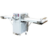 Laminoir pâtisserie à bandes sur socles largeur 60cm Caplain LP5000BL-mondialchr.com